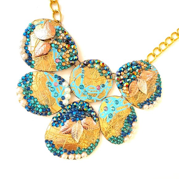 Gold Plated Necklace with blue and green Crystals, details of paint  Gold Plated - Picture 4 of 5